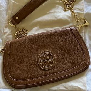 Tory Burch Amanda Crossbody/Clutch Color: Royal Tan